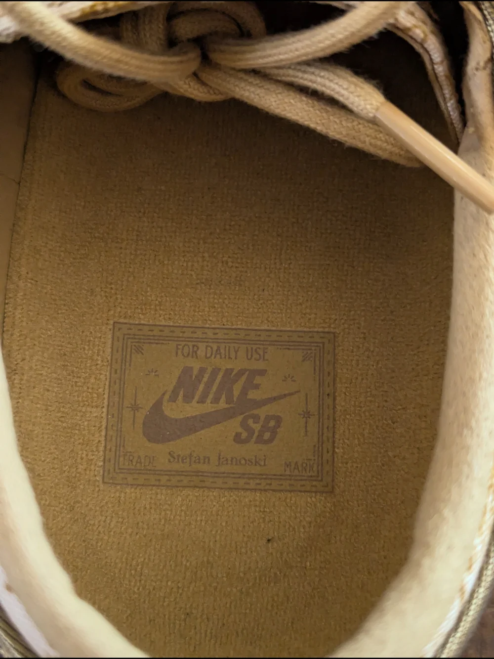 Nike SB Zoom Janoski OG+ PRM City Of Style Sesame Gold FD6641-200 Mens Size 12